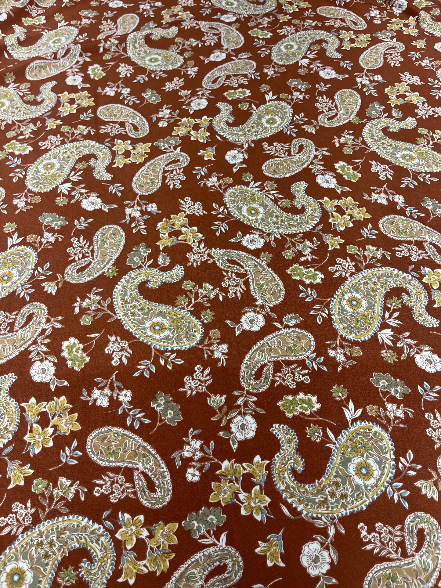 Wid Rag 45x45 Rust/gold/ paisley