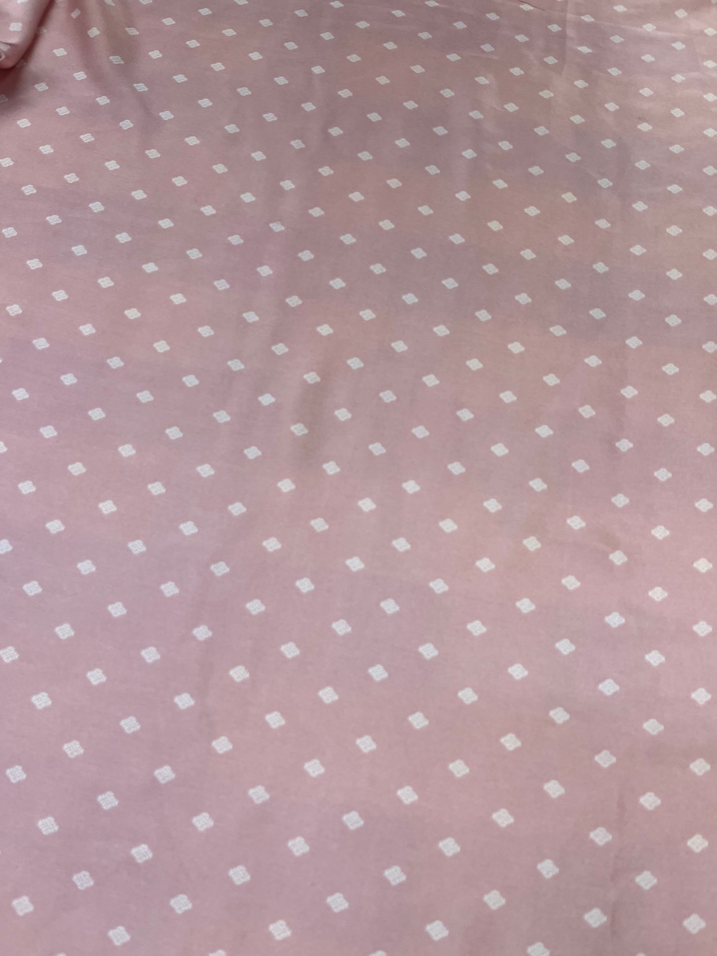 Wild Rag 45x45 pink / white medallion