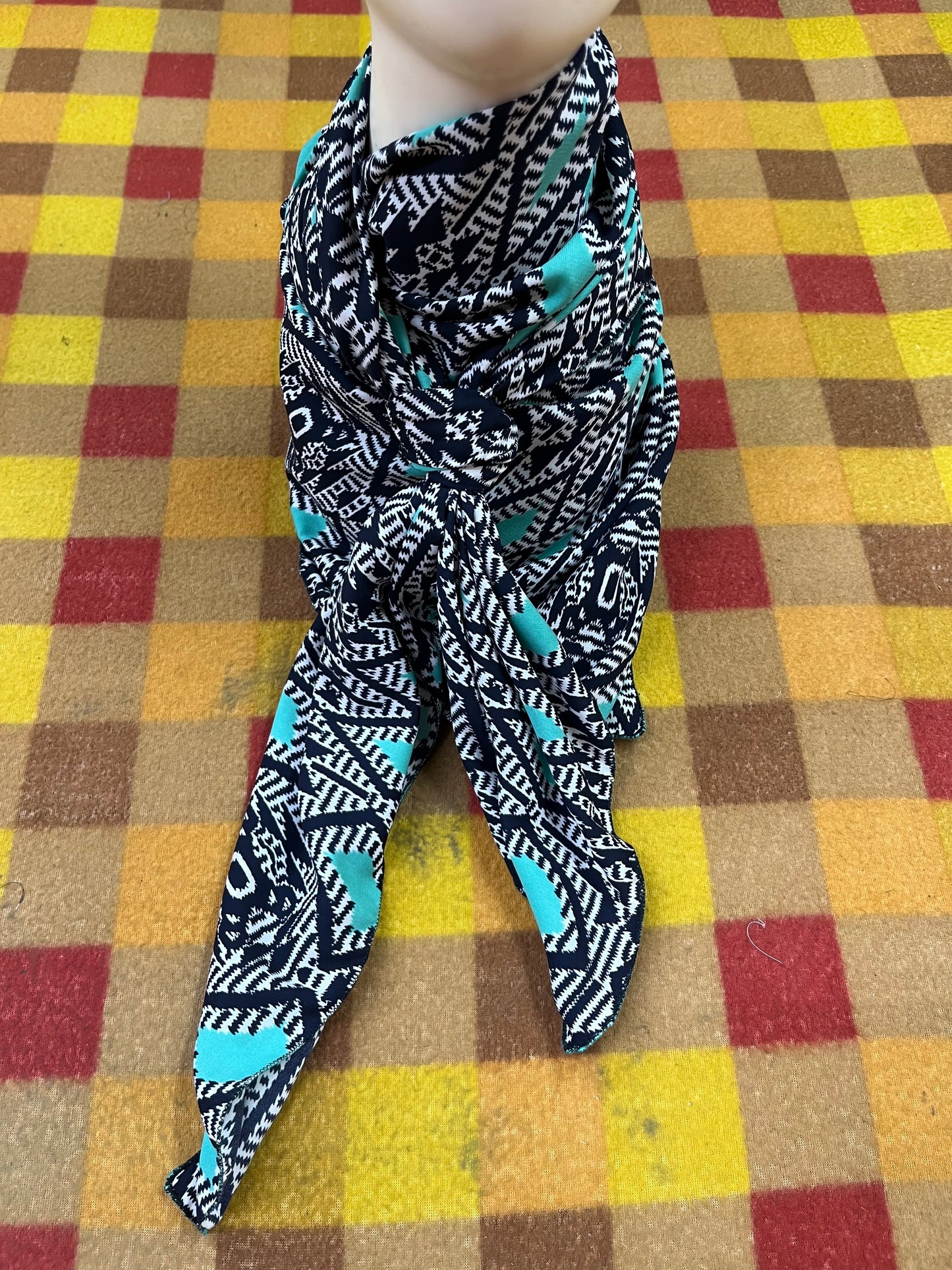Wild Rag45x45 turquoise/black diamond
