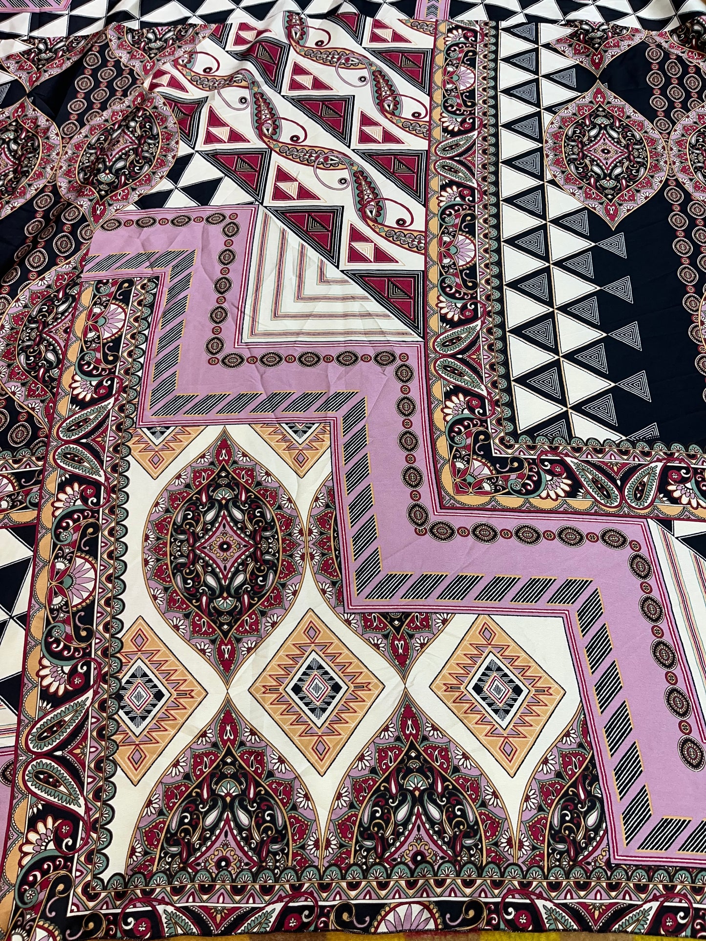 Wild Rag 45x45 pink/black/gold/red patchwork tribal