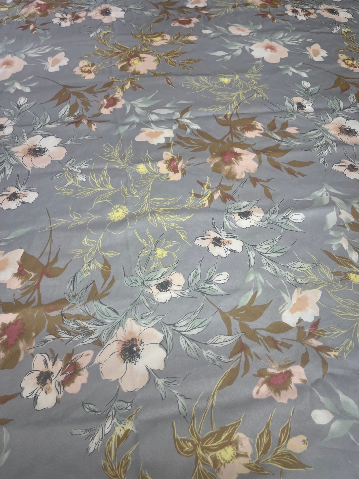 Wild Rag 45x45 silver/gold/ivory floral