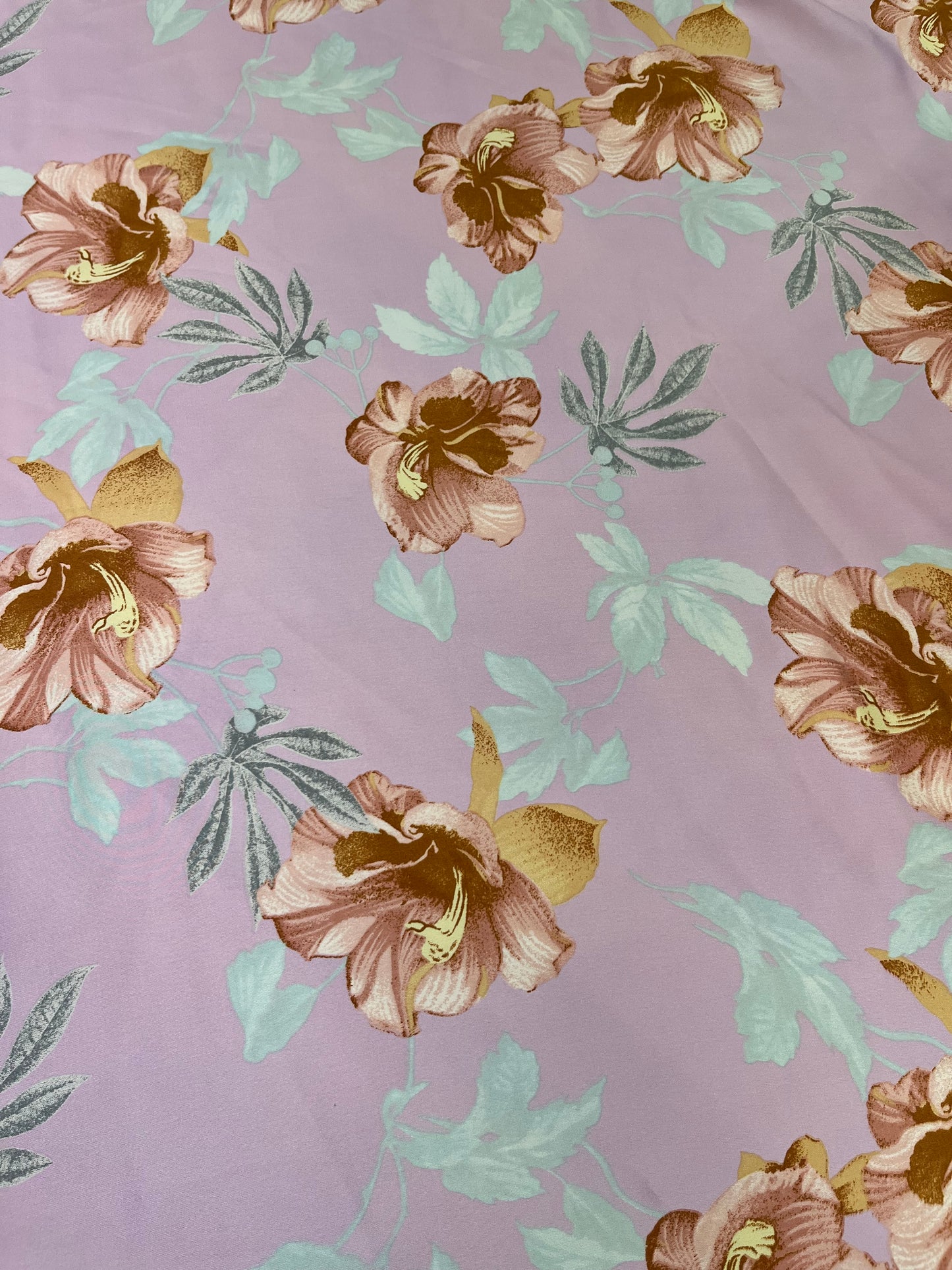 WildRag 45x45 lavender floral