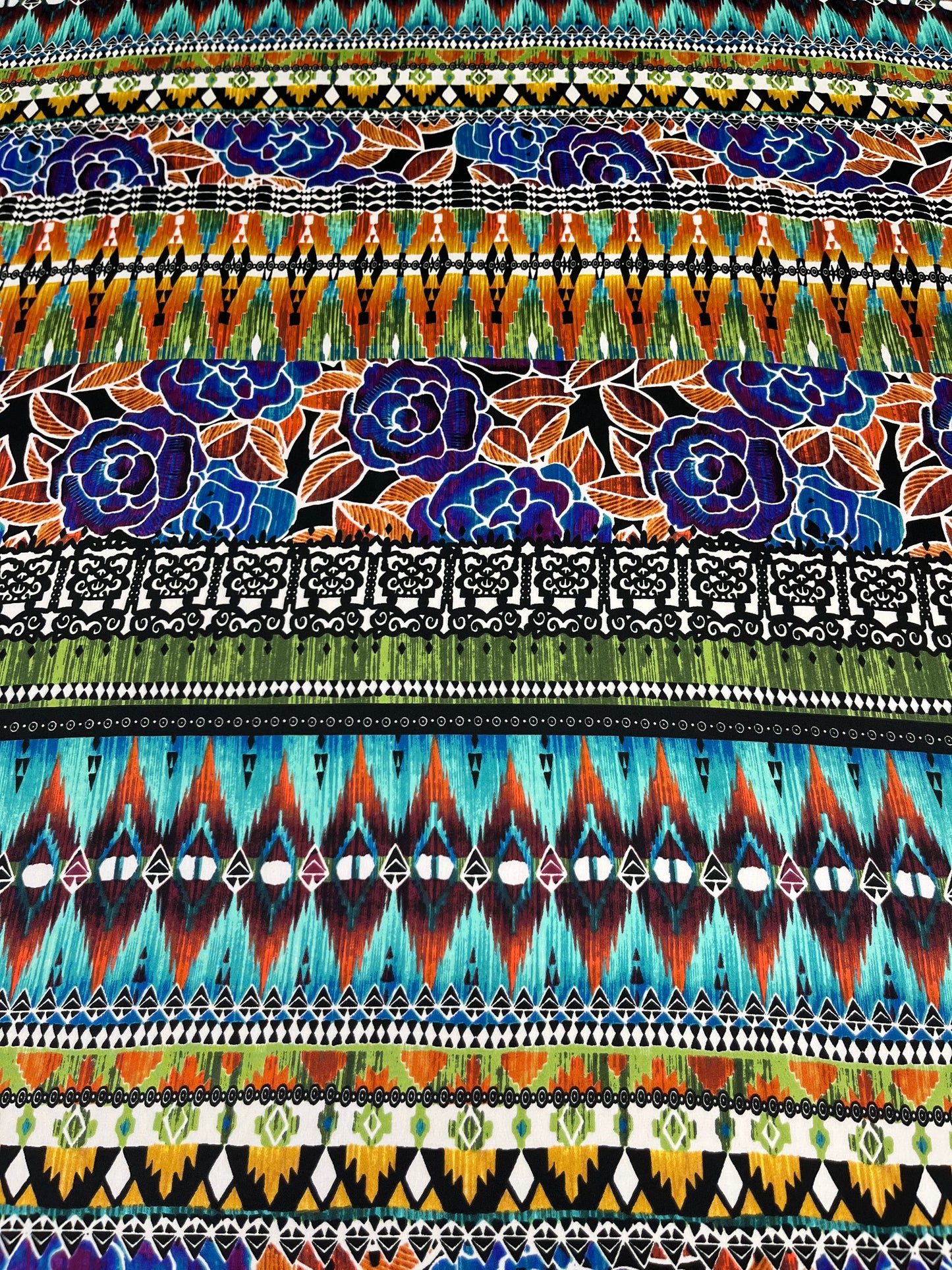 Wild Rag45x45 blue/orange/green rose tribal