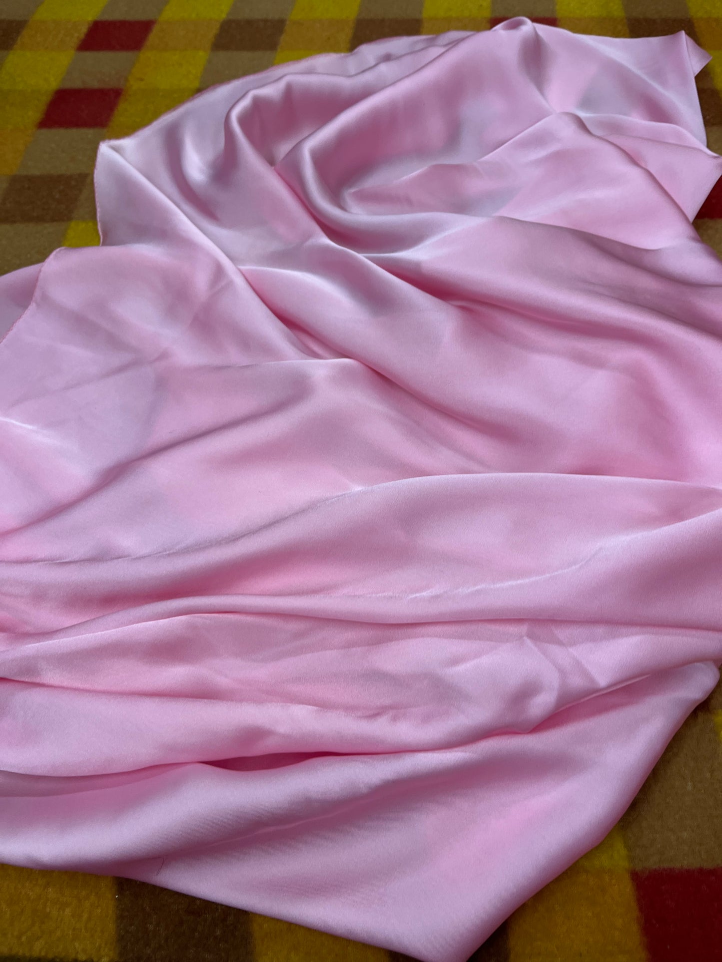 Wild Rag 45x45 pink , lite solid