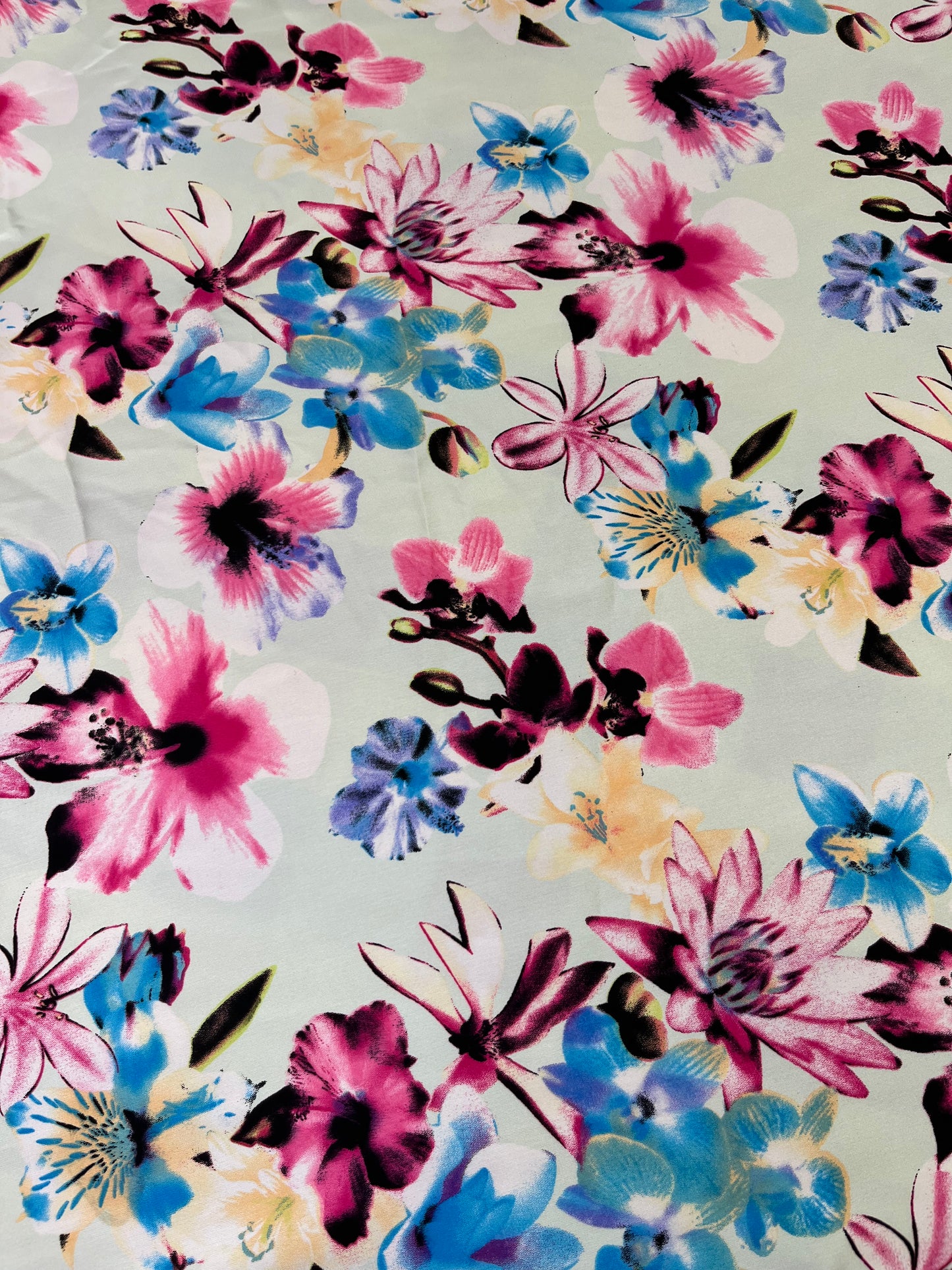 Wild Rag 45x45 white/pink/blue floral