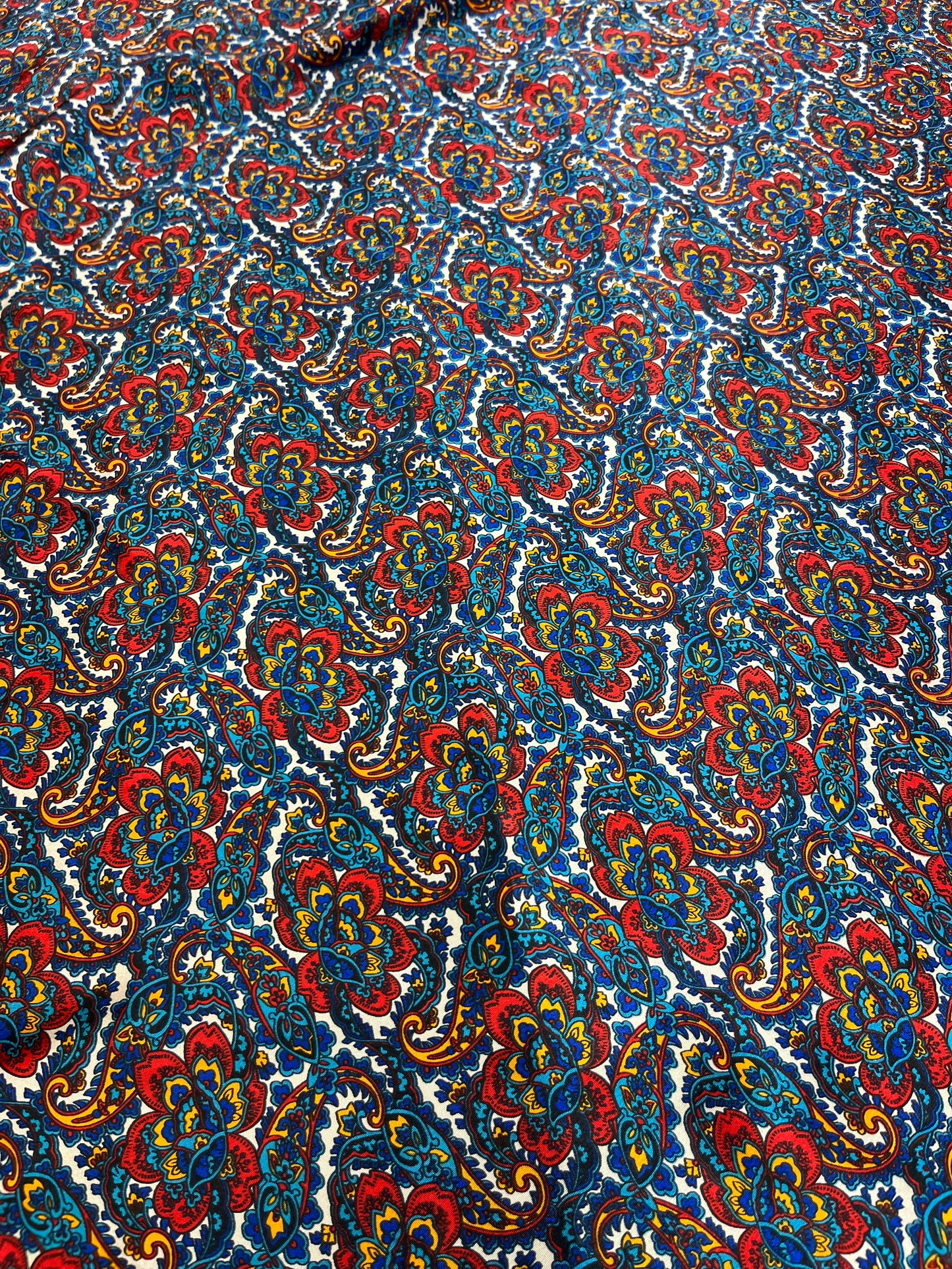 Wild Rag 45x45 blue/red/gold paisley floral