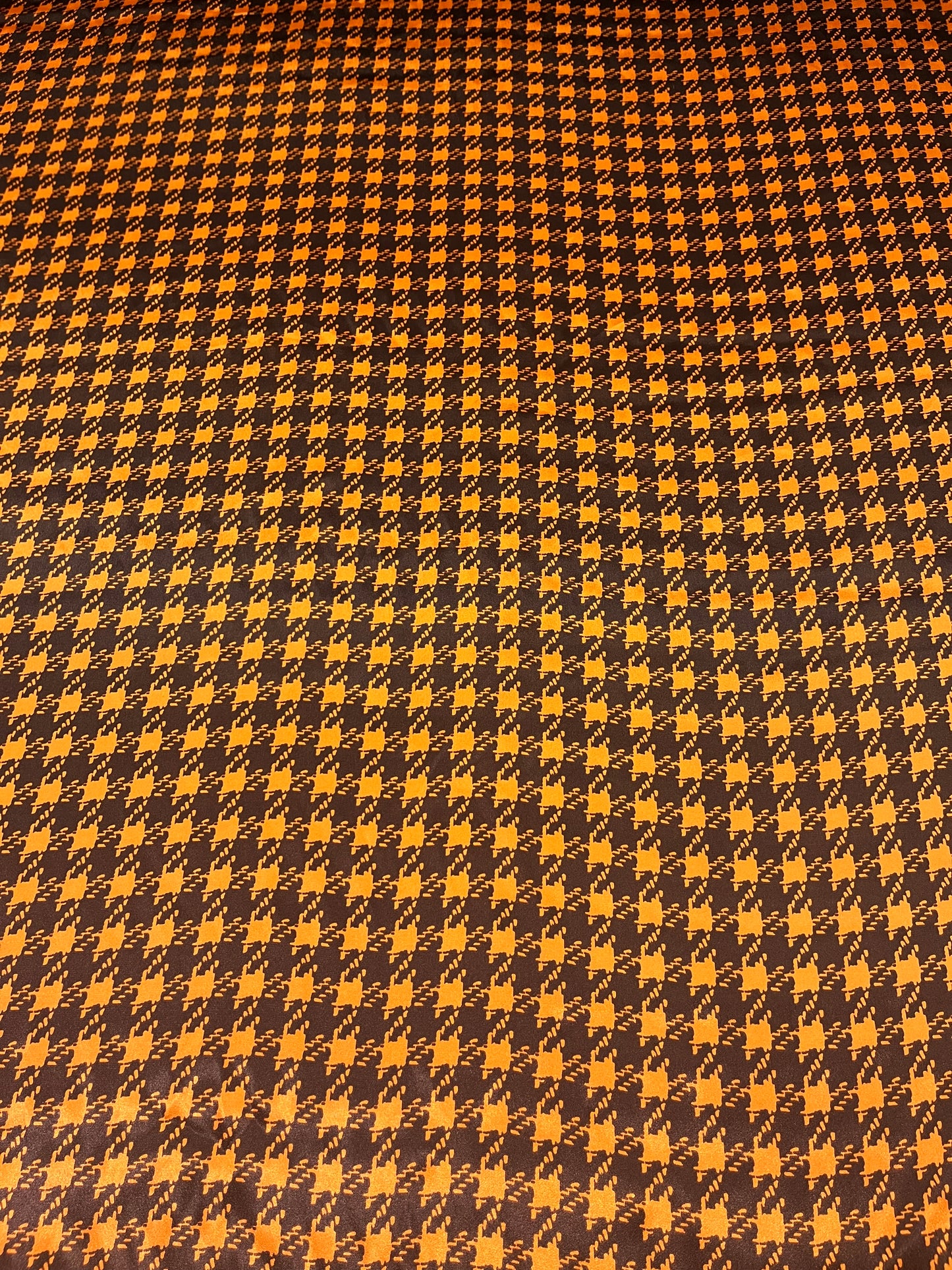 Wild Rag 45x45 orange/brown houndstooth