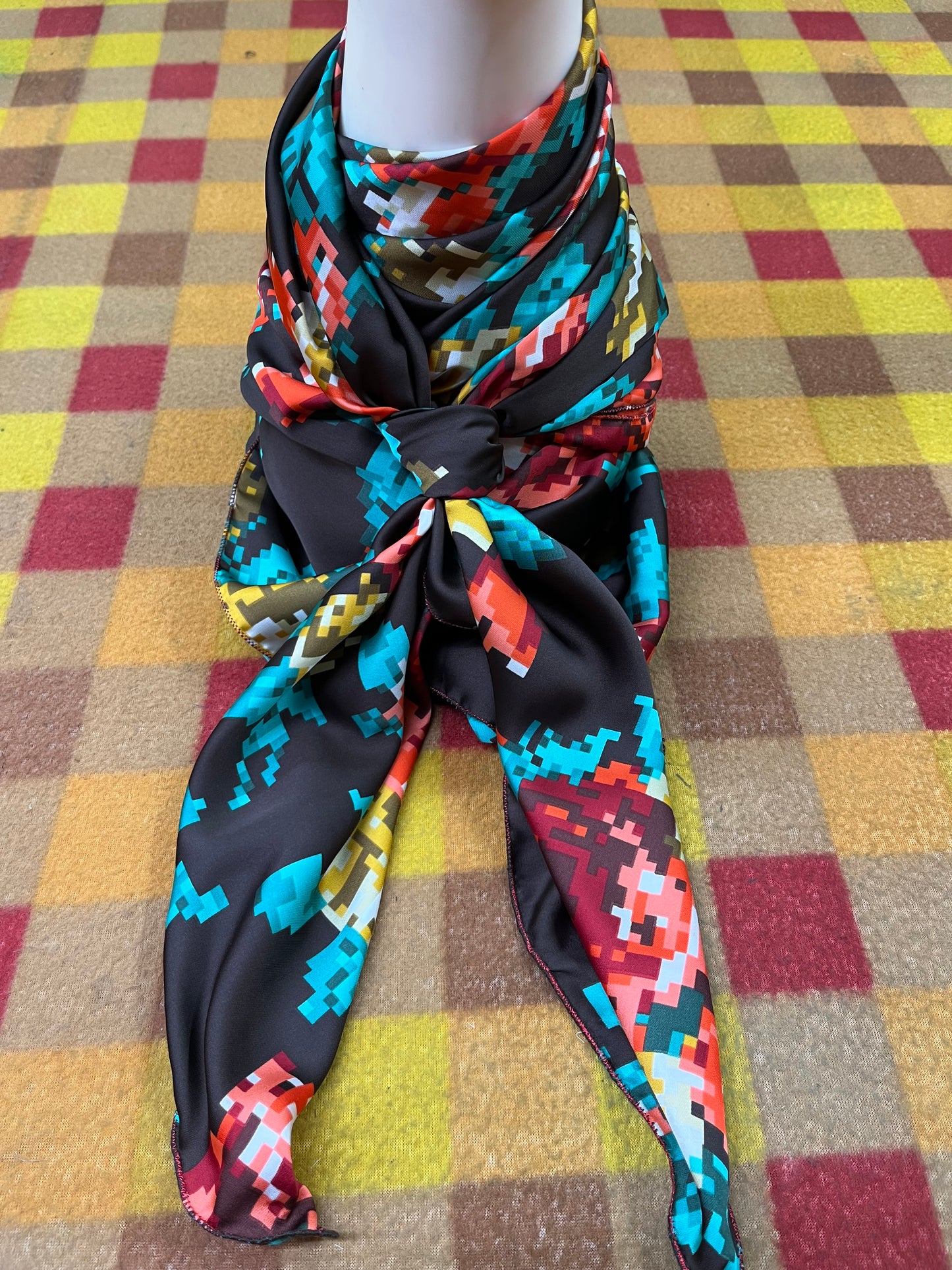 Wild Rag 45x45 brown/teal/red pixel floral