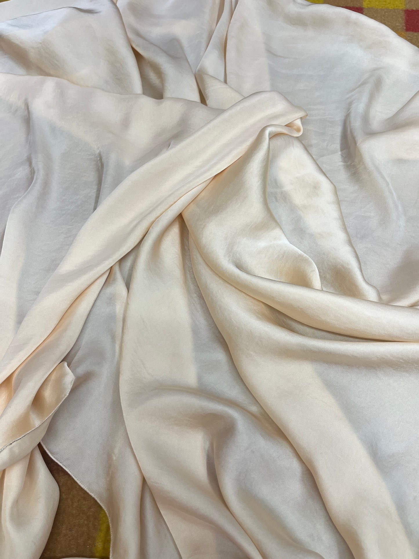 WildRag 45x45 cream solid lightweight