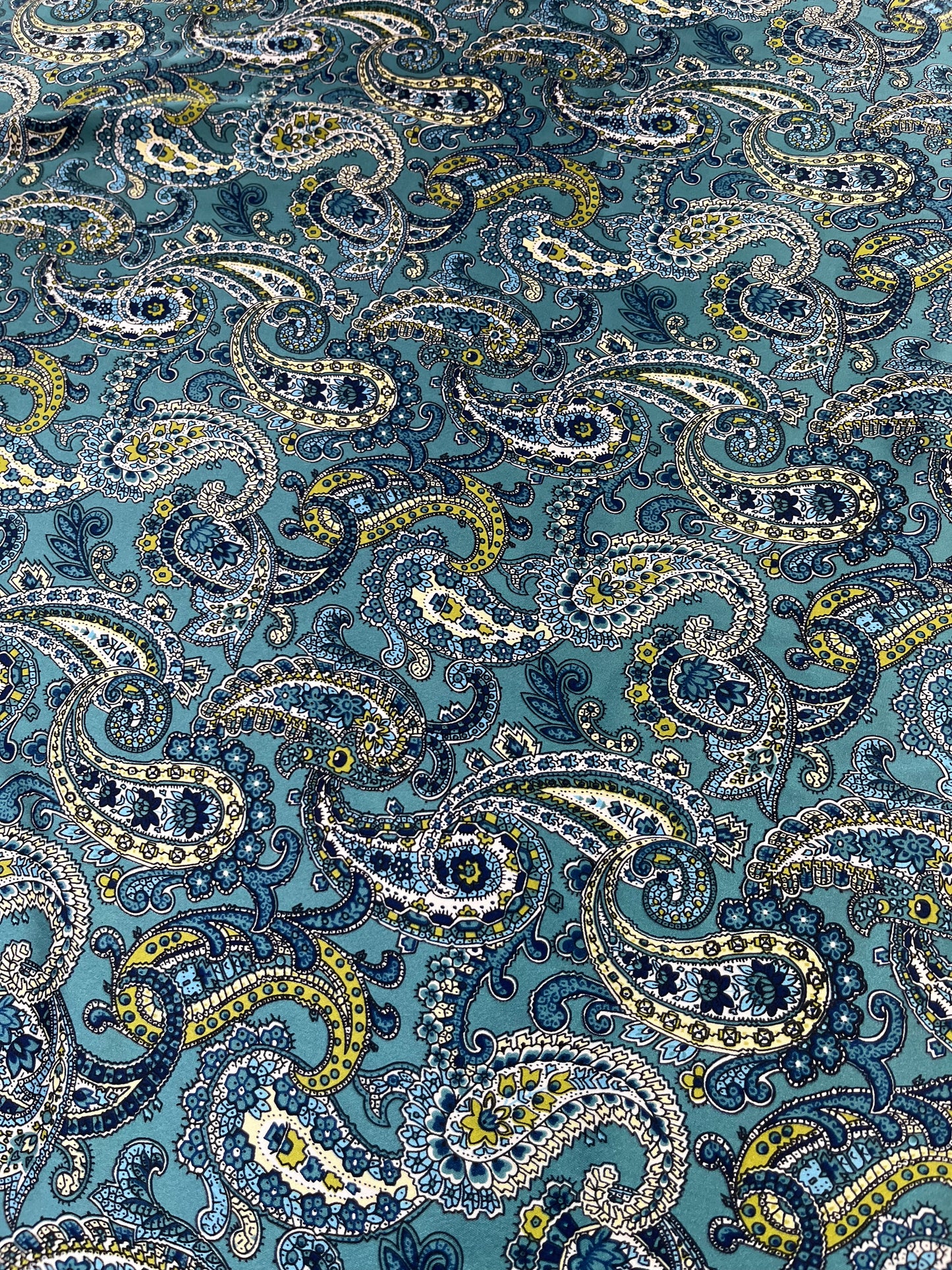 45x45 Wild Rag teal/light blue paisley