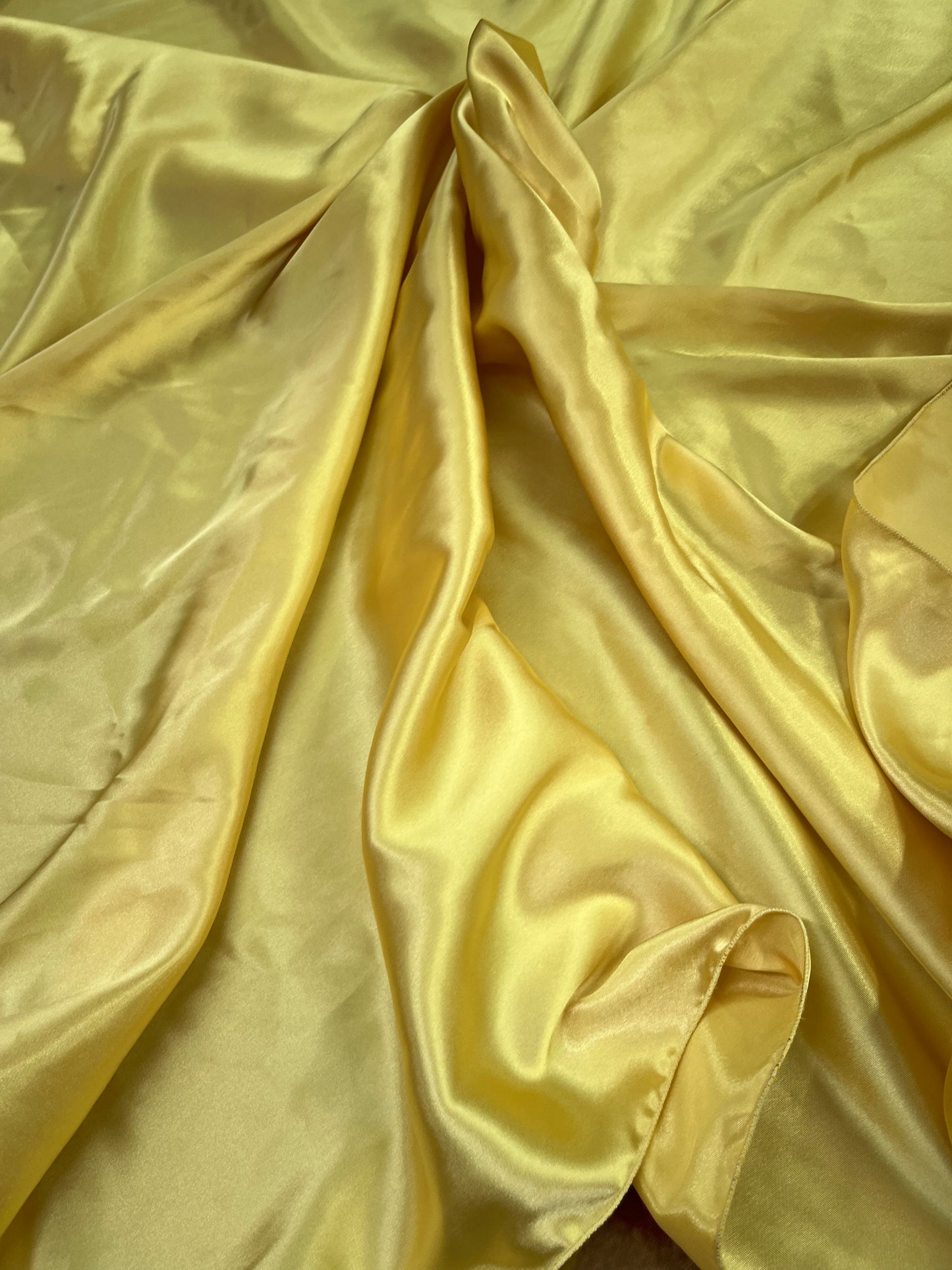 Wild Rag 45x45 yellow/gold solid