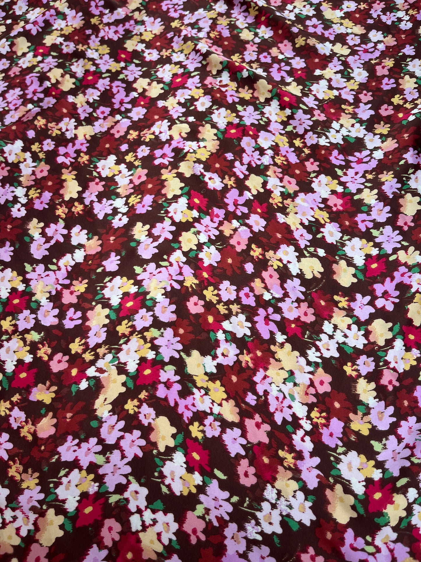 Wild Rags 45x45 maroon/pink flowers
