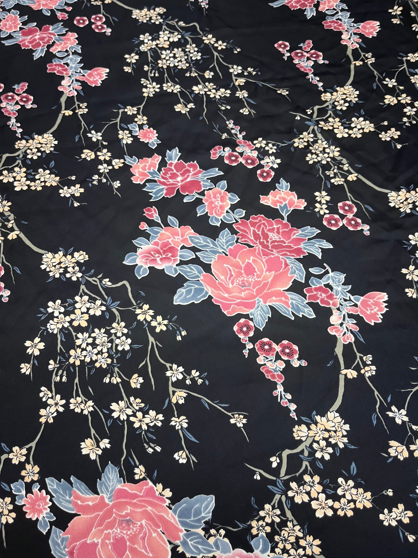 Wild Rag 45x45 black/pink/blue floral