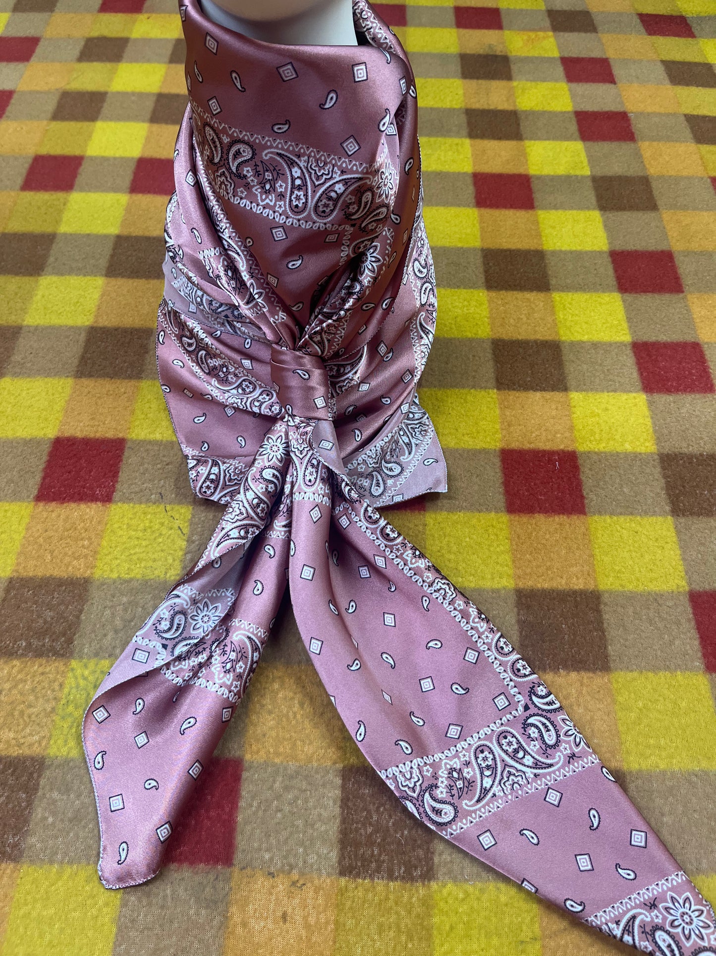 Wild Rag 45x45 bandana pink