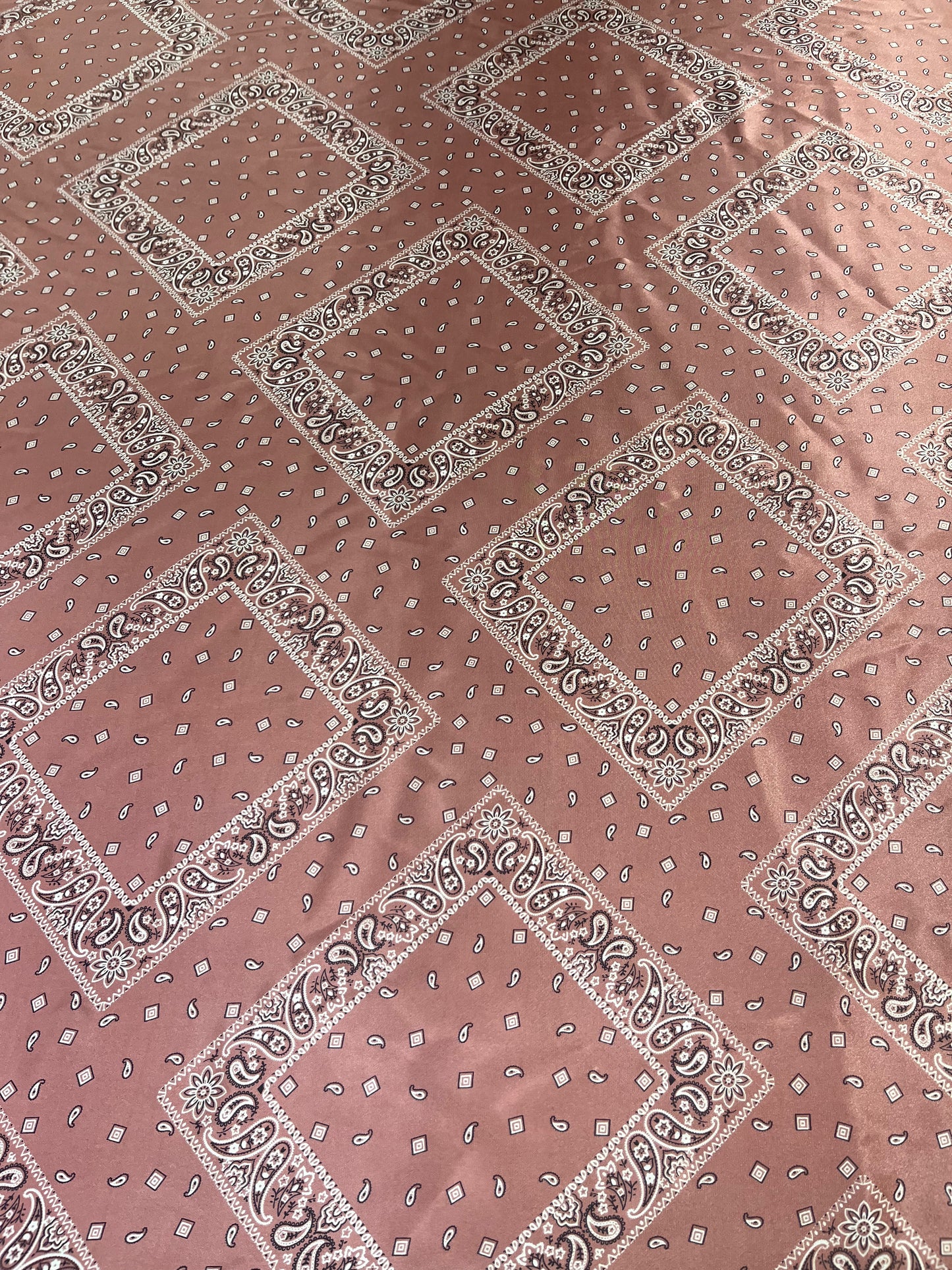 Wild Rag 45x45 bandana pink