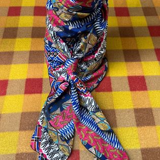 45x45 Wild Rag blue/red diamond triable