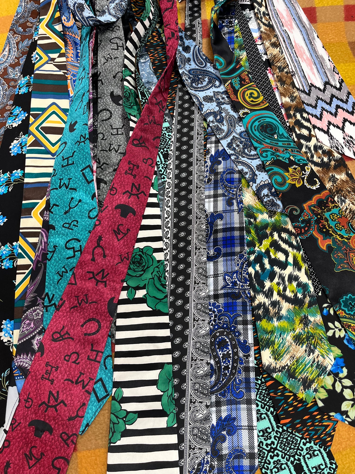 Neck Tie and Pocket Squares