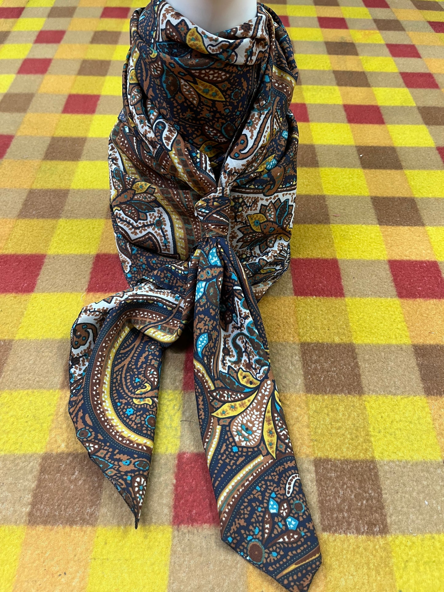 Wild Rag 45x45 brown/teal/yellow  Damascus floral