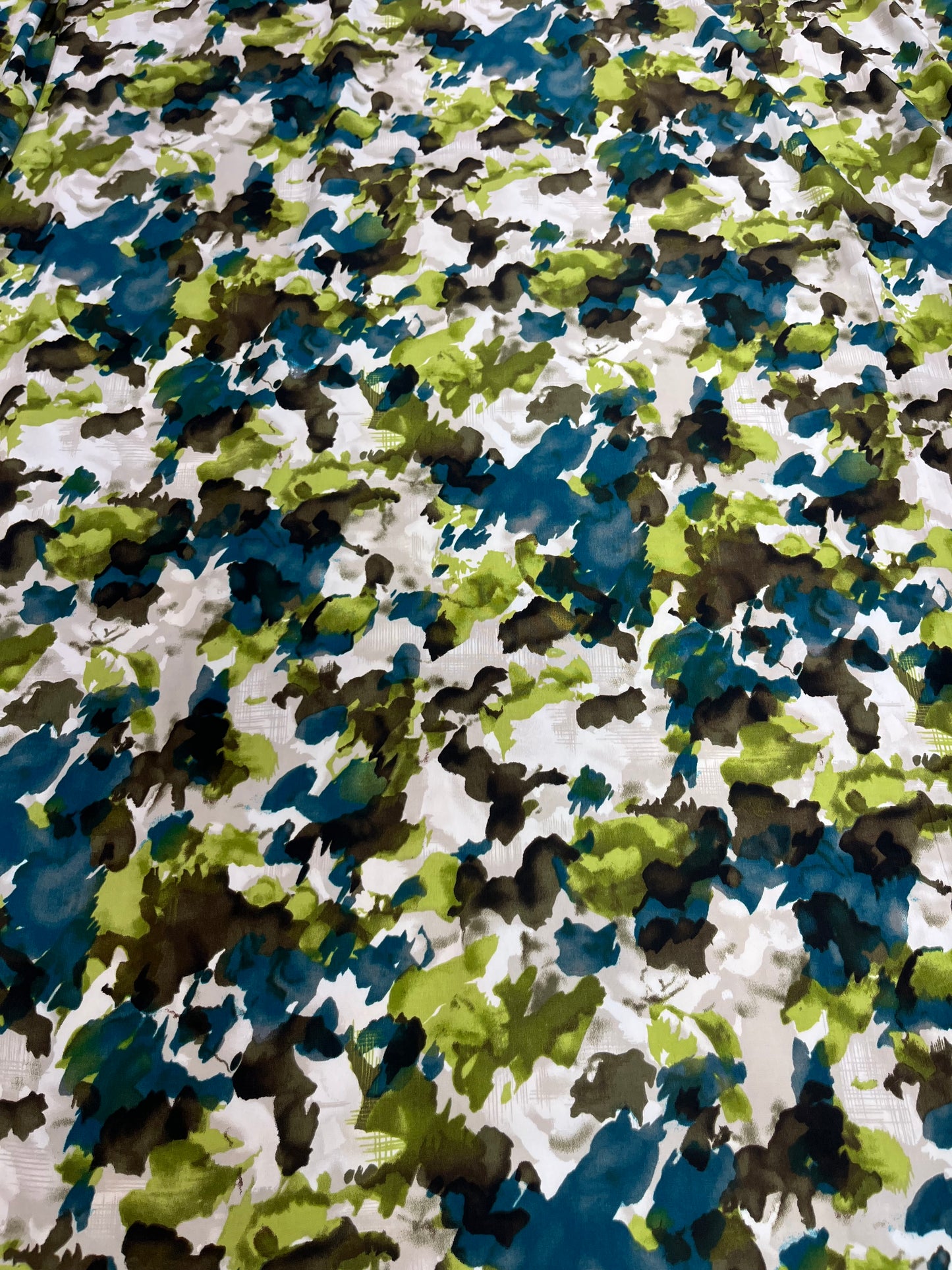 Wilde Rag 45x45 green/brown/white leaf/camo