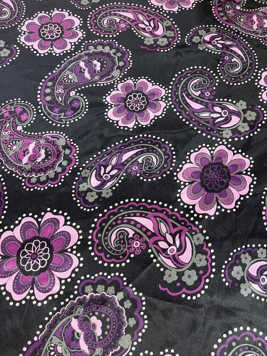 Wild Rag 45x45 black/ purple paisley / flowers