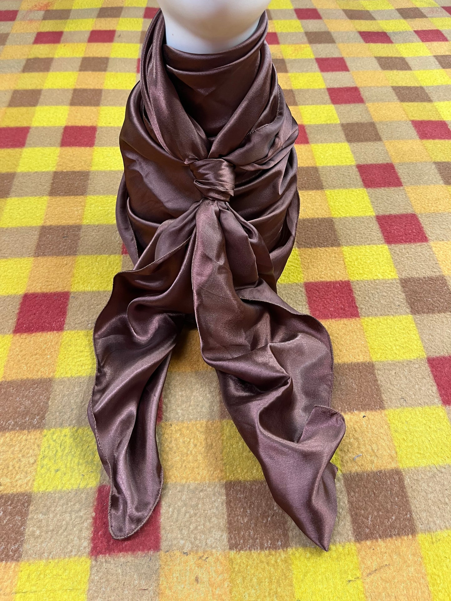 Wild Rag 45x45 light brown