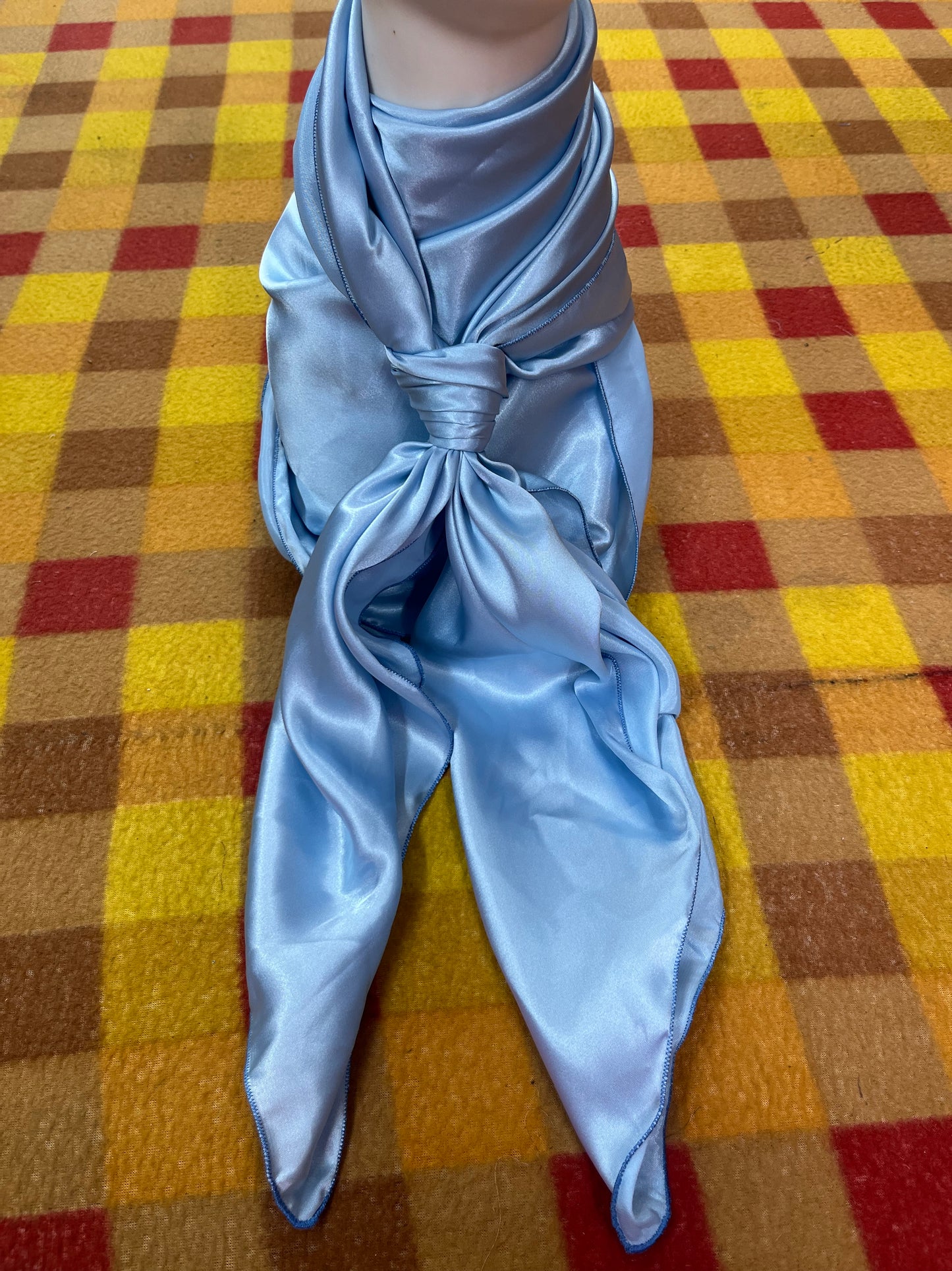 Wild Rag 45x45 baby blue solid