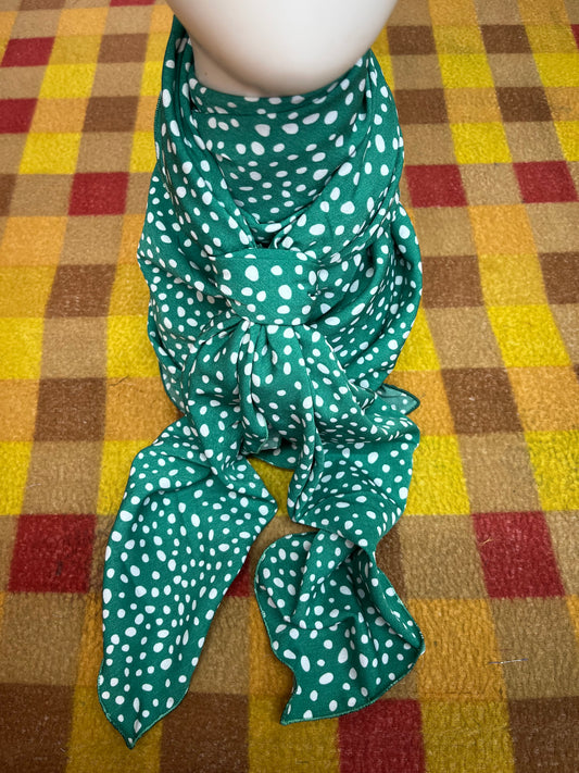 Wild Rag45x45 Green/white polka dot