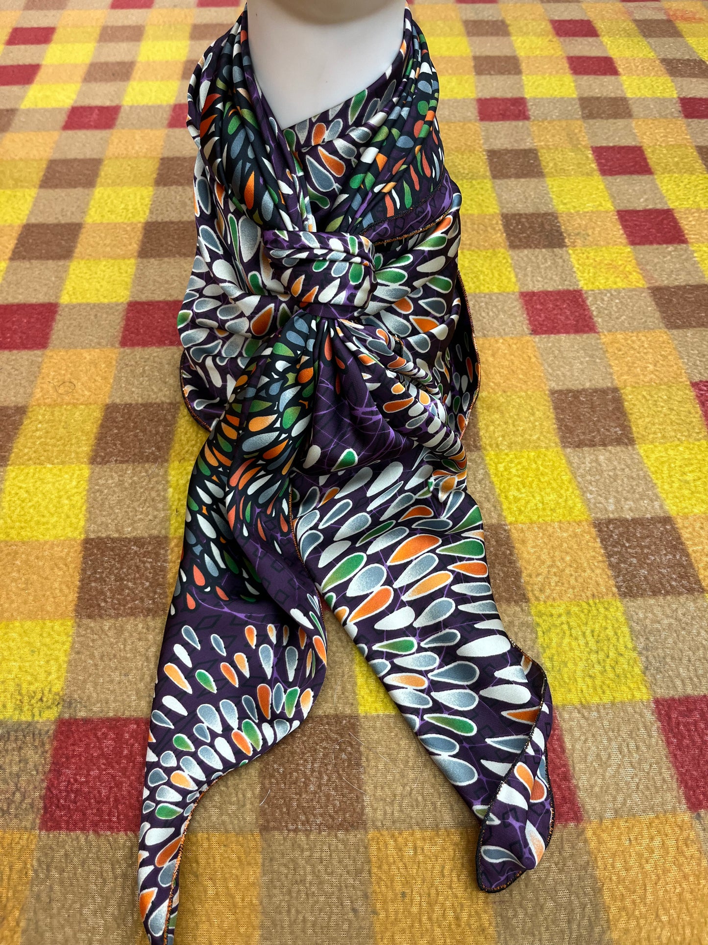 Wild Rag 45x45 purple/ firework