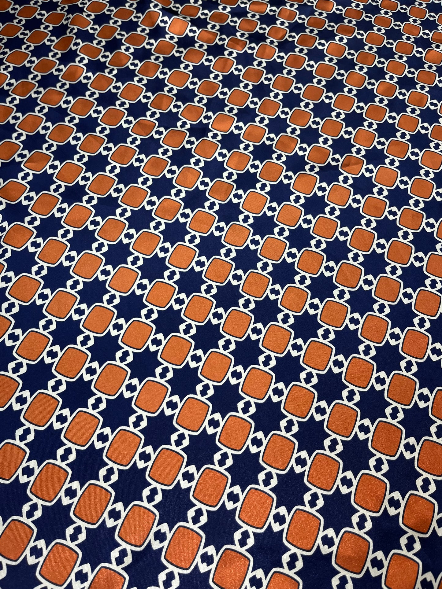 Wild Rag 45x45 navy/ orange polka dots