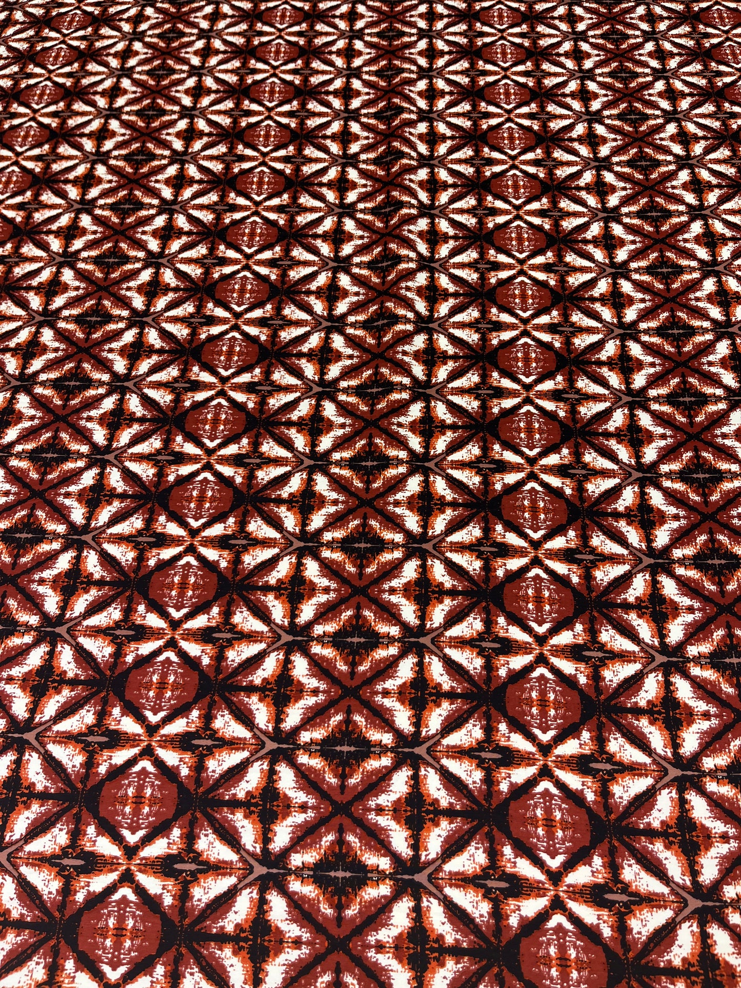 Wild Rag 45x45 rust red diamond