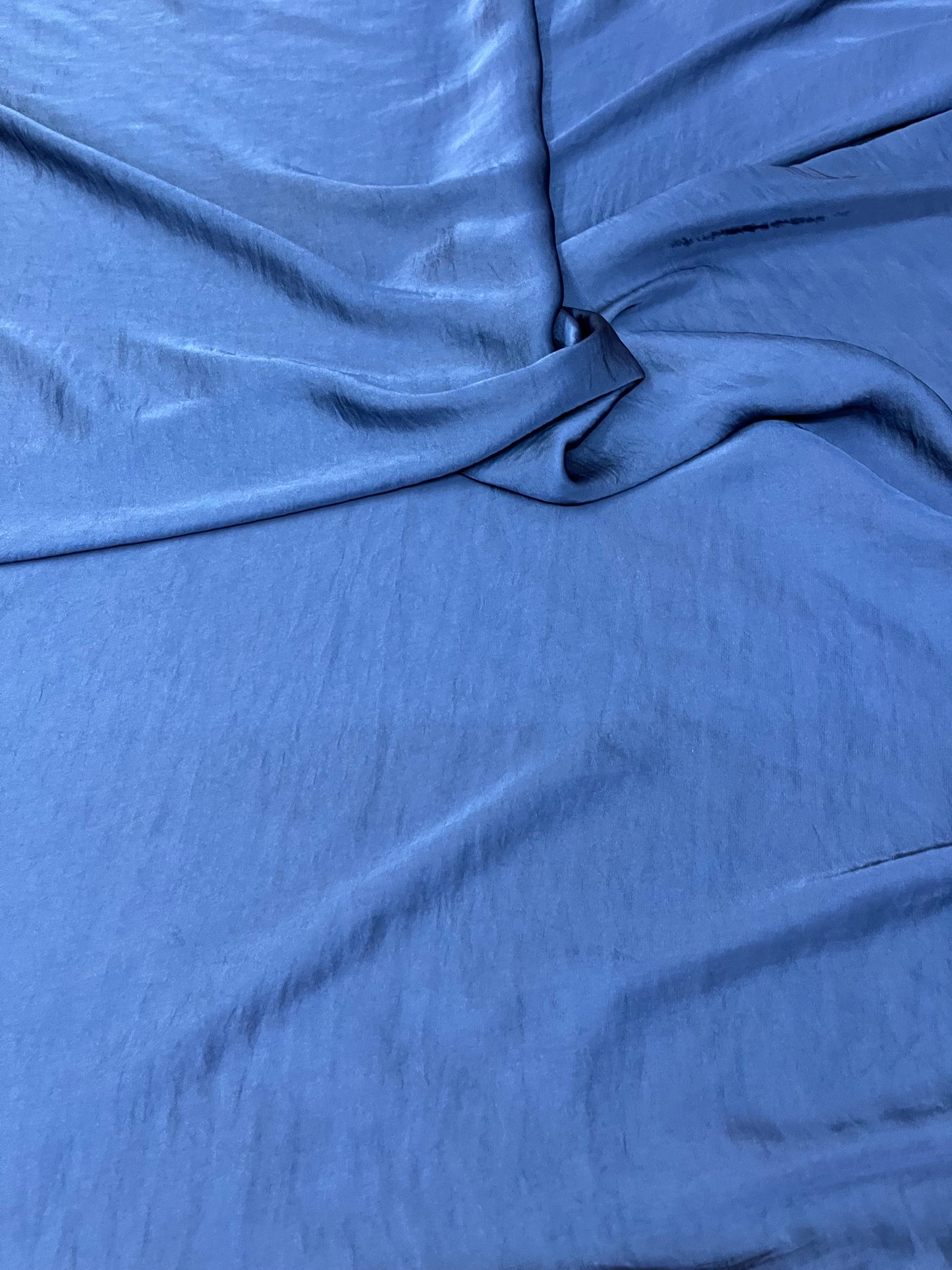 Wild Rag 45x45 navy blue solid lightweight