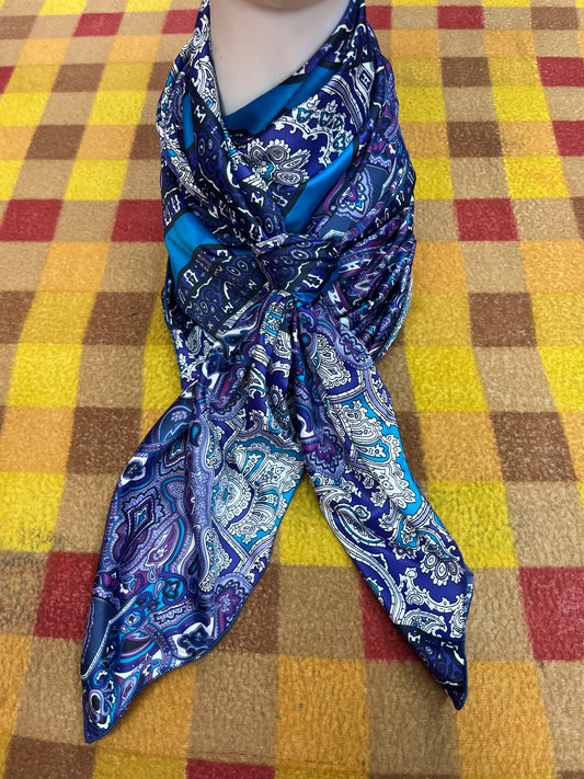 Wild Rag 45x45 purple/teal Damascus tile