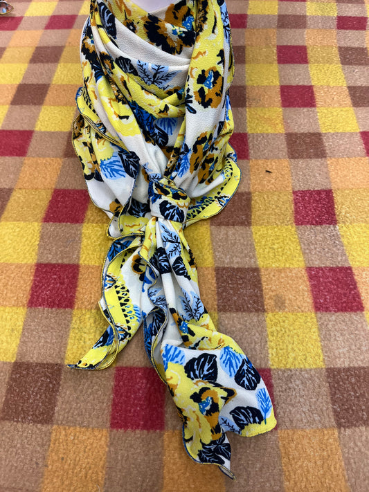 Wild Rag 45x45 blue/yellow floral