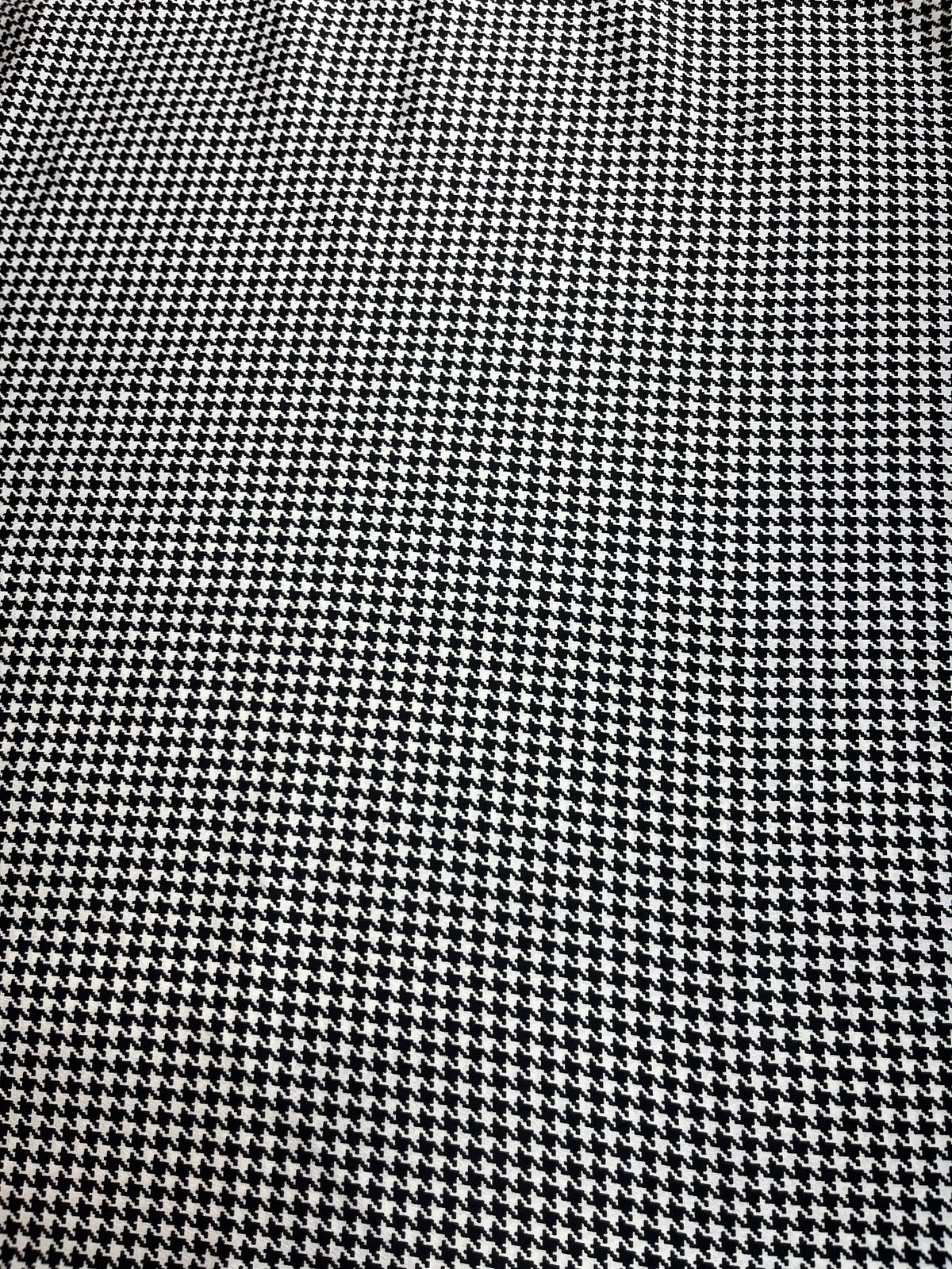 Wild Rag 45x45 white/black houndstooth