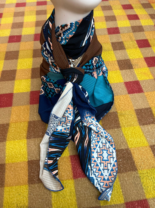 Wilde Rag 45x45 navy/brown/ turquoise patchwork/tribal