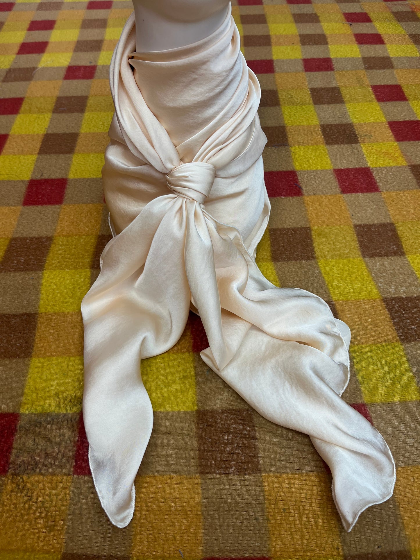 WildRag 45x45 cream solid lightweight