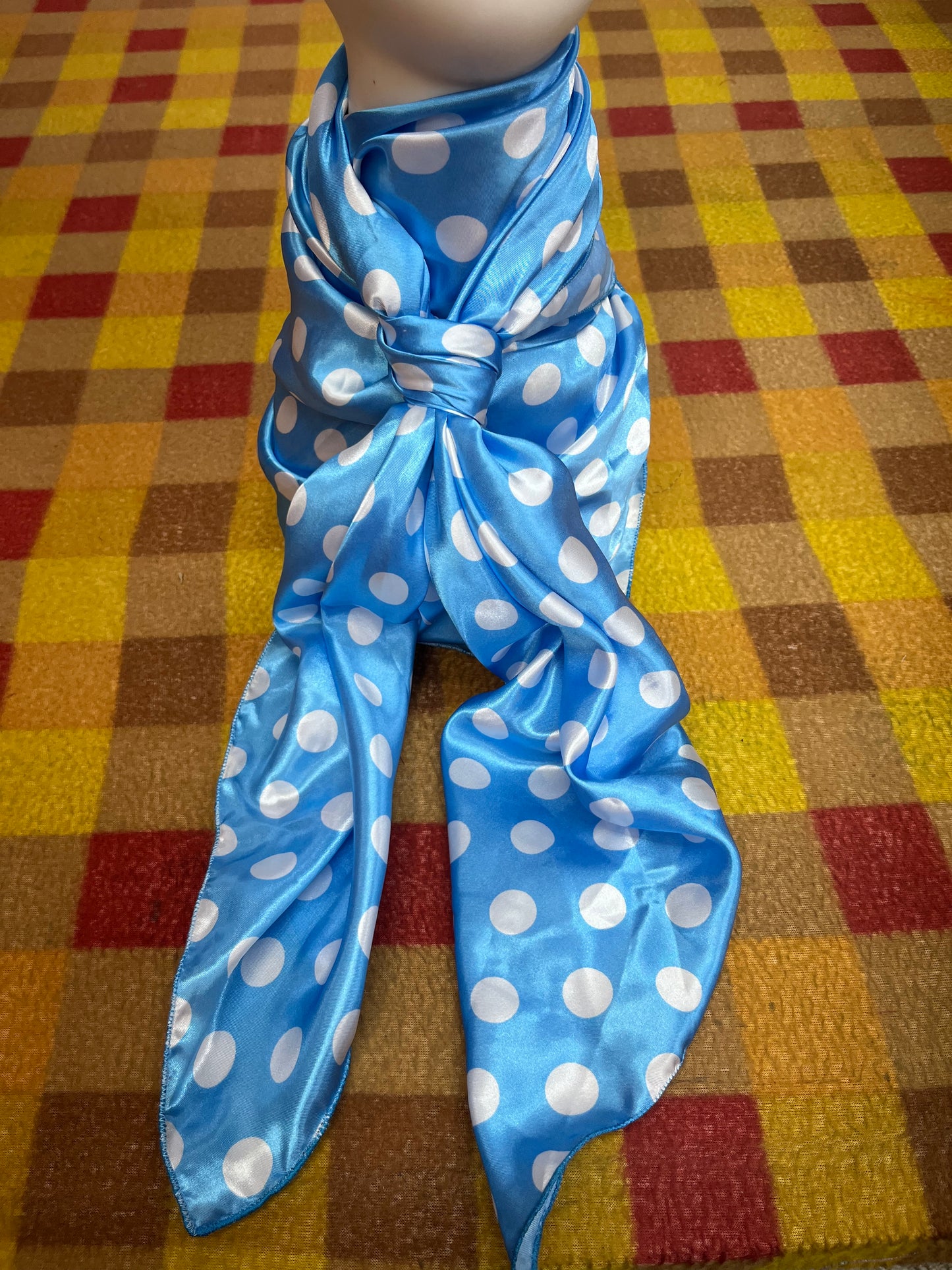 Wild Rag 45x45 baby blue/white polka dot