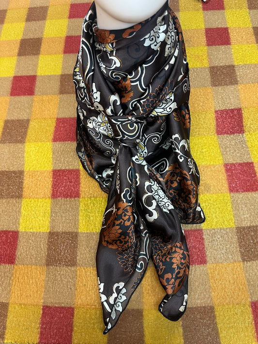 Wild Rag 45x45 brown/ white/orange floral