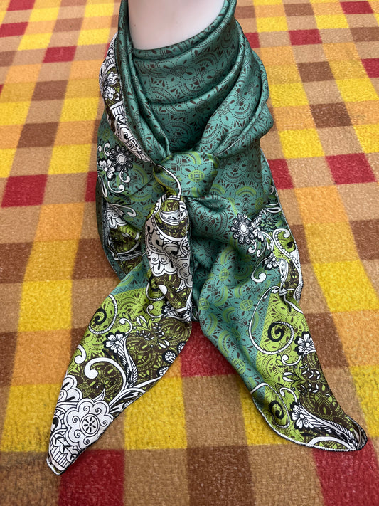 Wild Rag 45x45 green/gold/white/ chevron /border floral