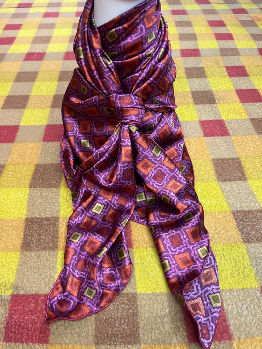 Wild Rag 45x45 Red/pink/yellow diamond