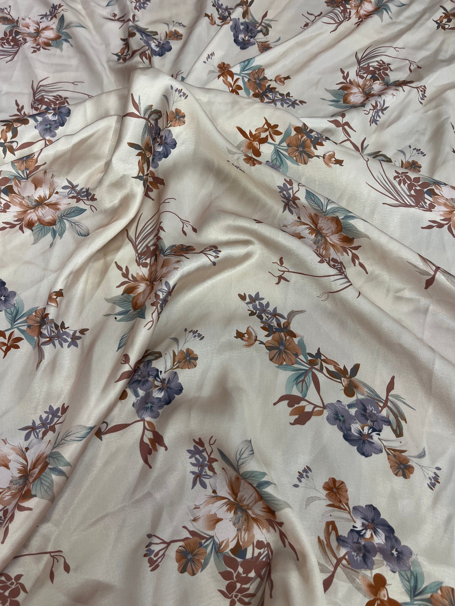 Wild Rag 45x45 cream/bluegrey/ tan floral