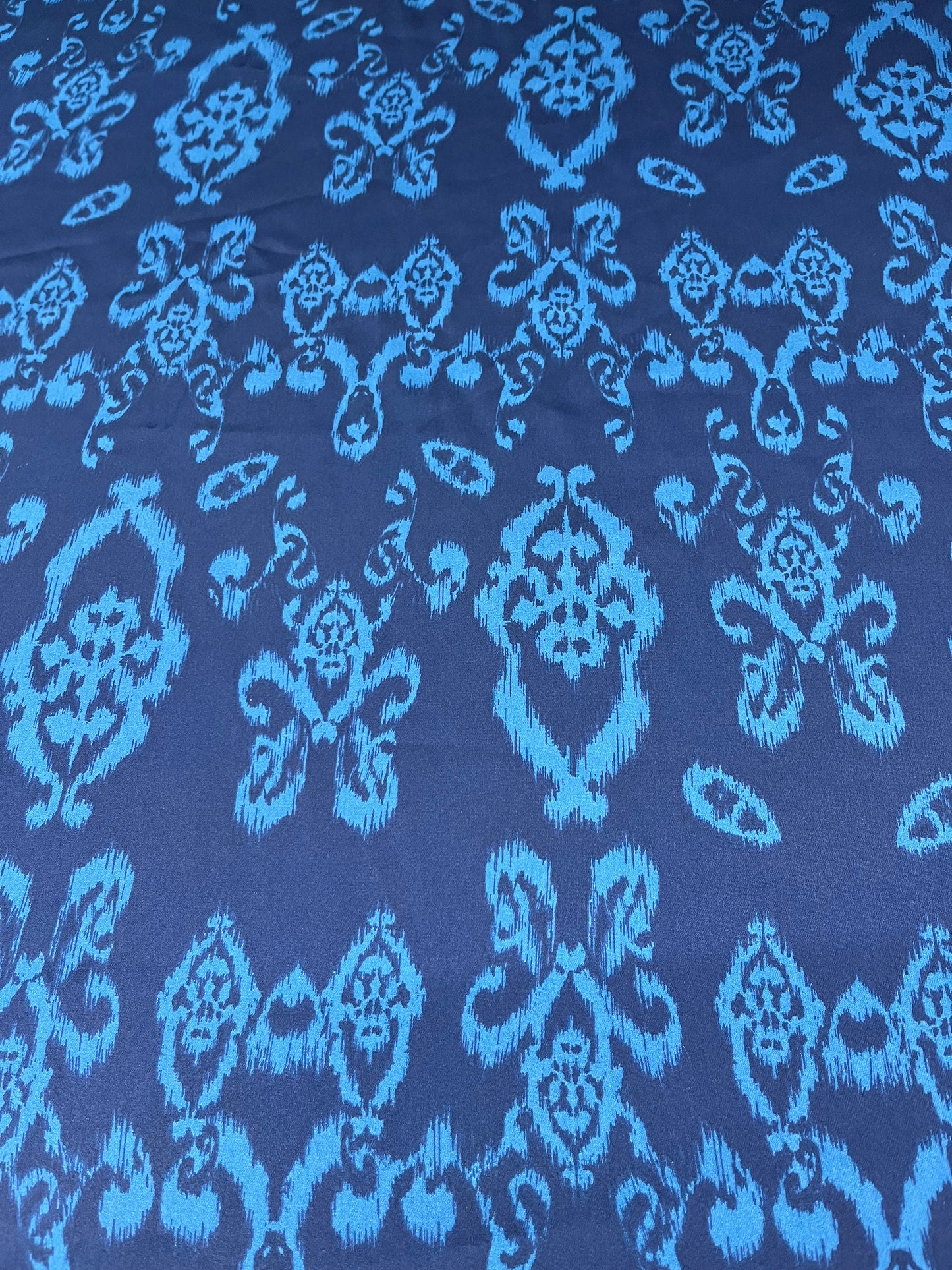 Wild Rag 45x45 navy/baby blue Damascus