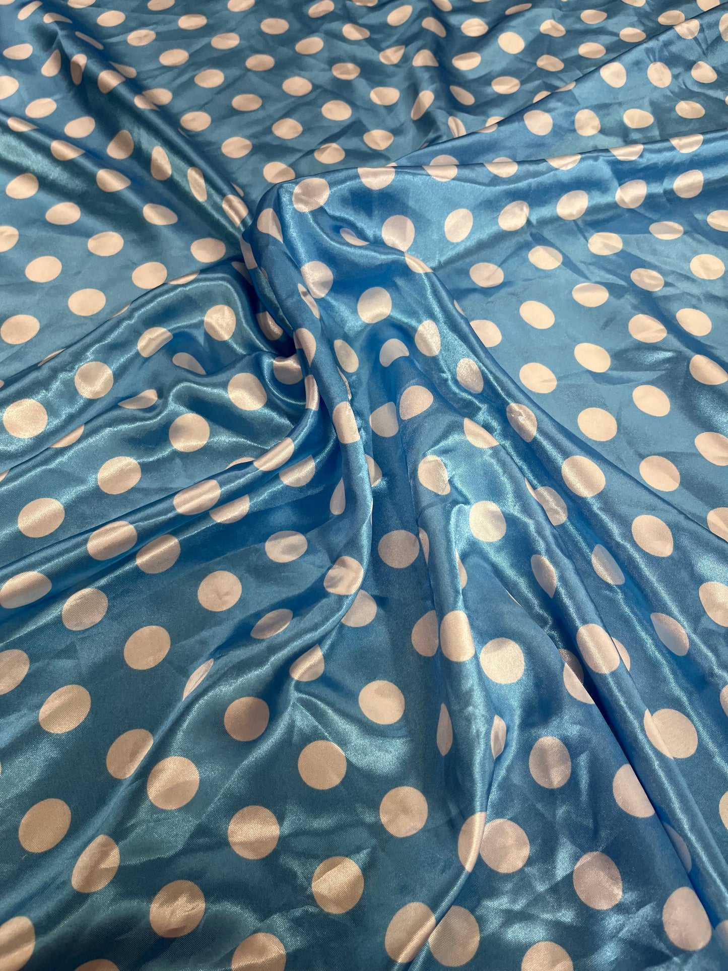Wild Rag 45x45 baby blue/white polka dot