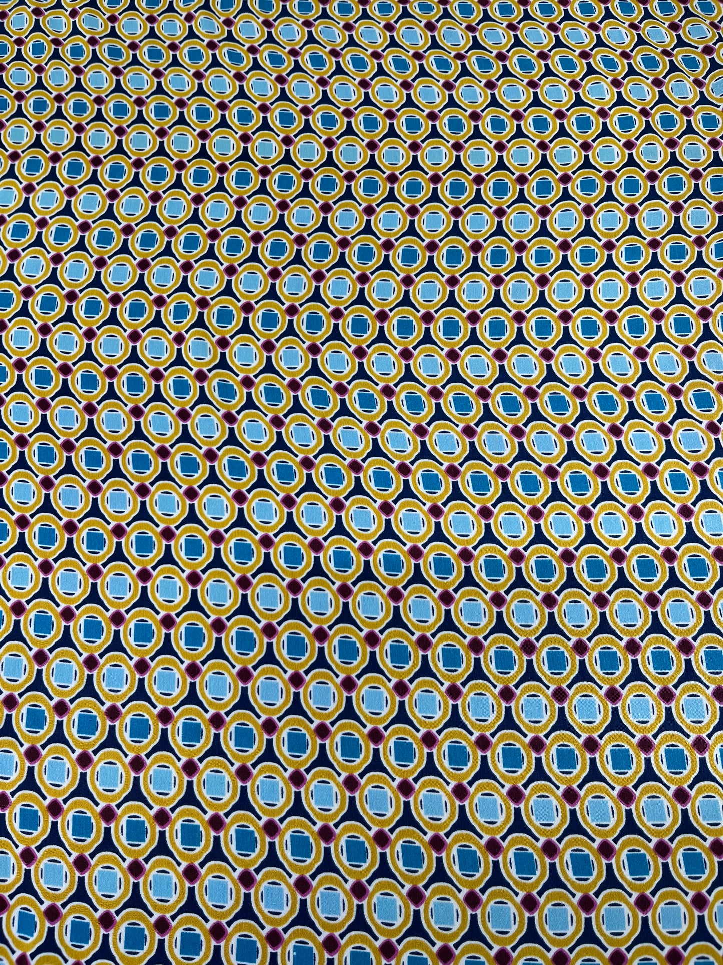 Wild Rag 45x45 teal square/gold circle