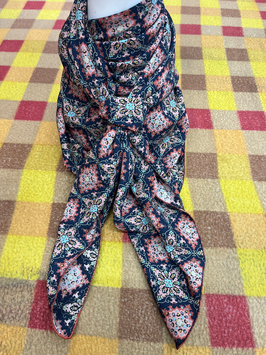 Wild Rag 45x45 coral/navy/turquoise chevron