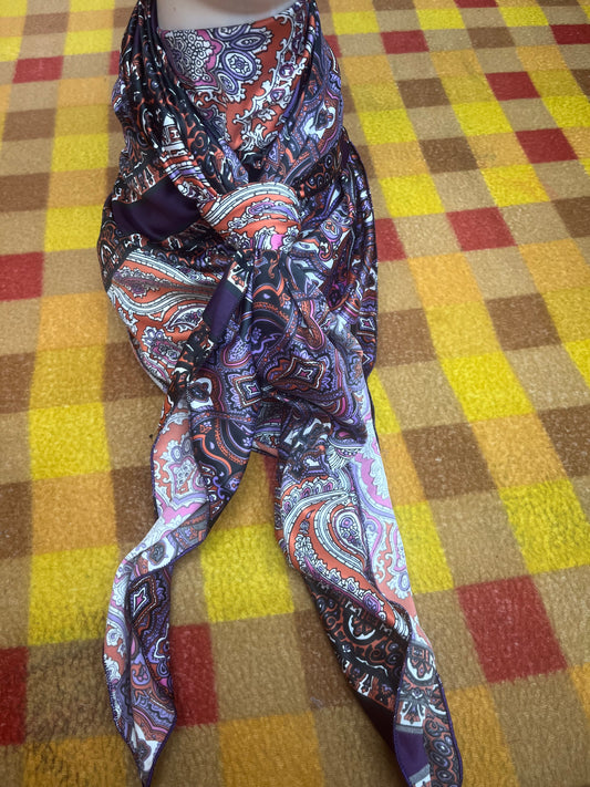 Wild Rag 45x45 purple/orange/pink Damascus tile