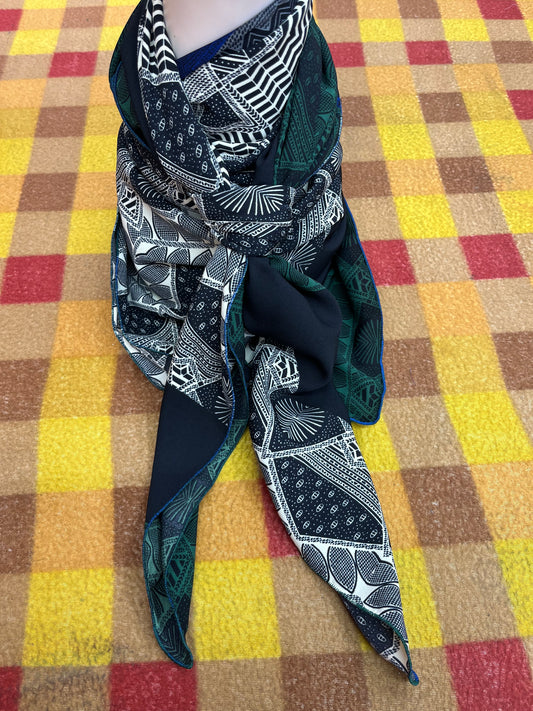 WildRag 45x45 green/blue/white stripe