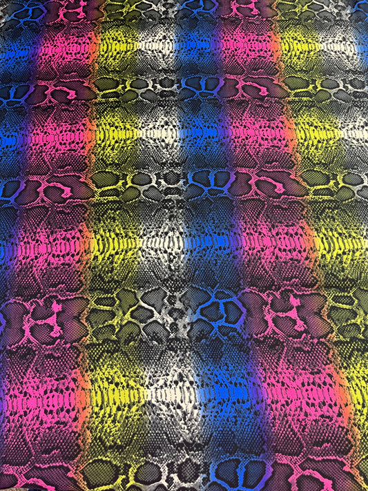 Wild Rag 45x45 blue/pink/yellow/white snakeskin