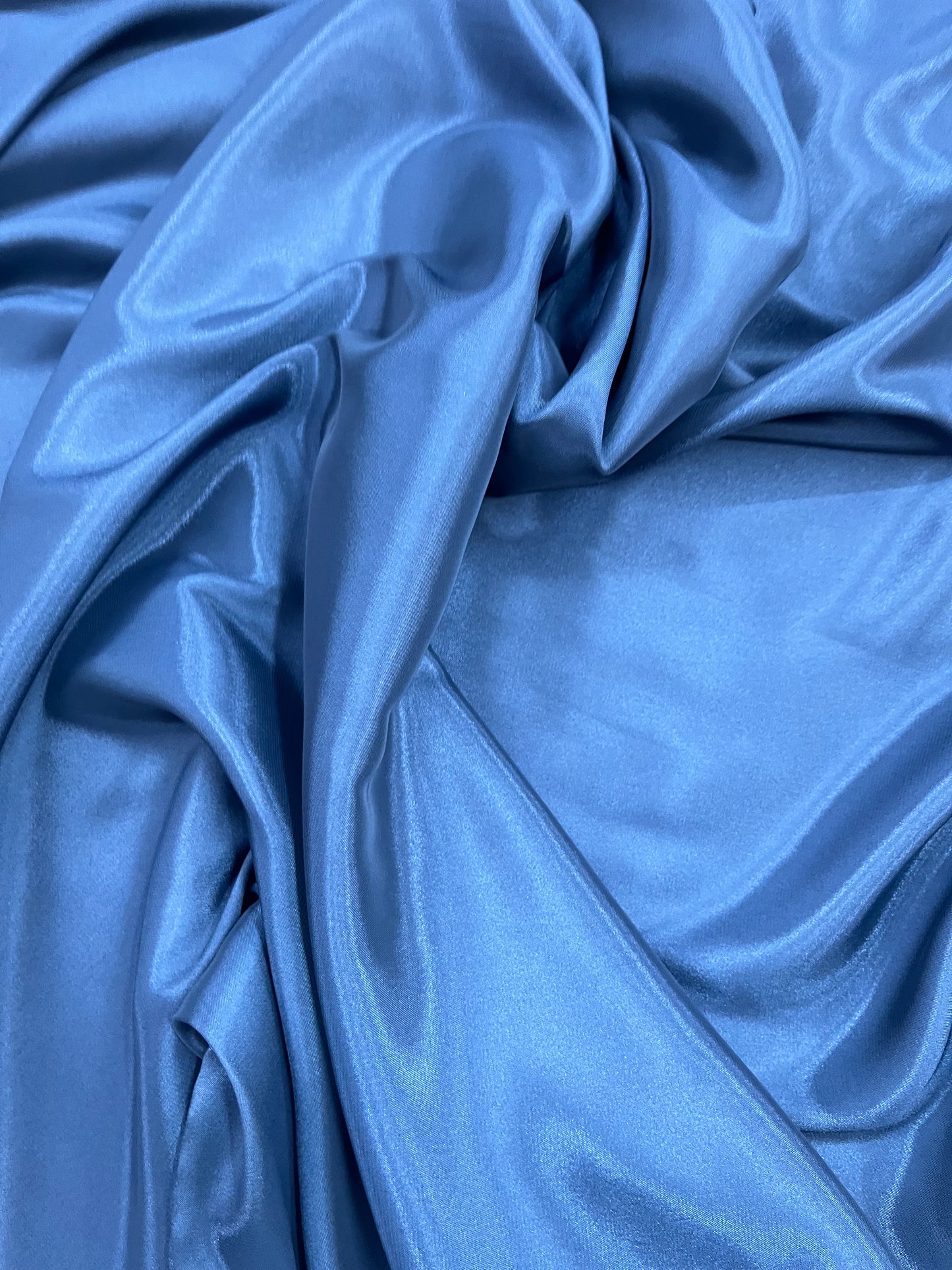 Wild Rag 45x45 solid navy teal