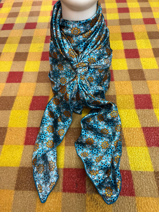 Wild Rag 45x45 turquoise/ gold Chevron